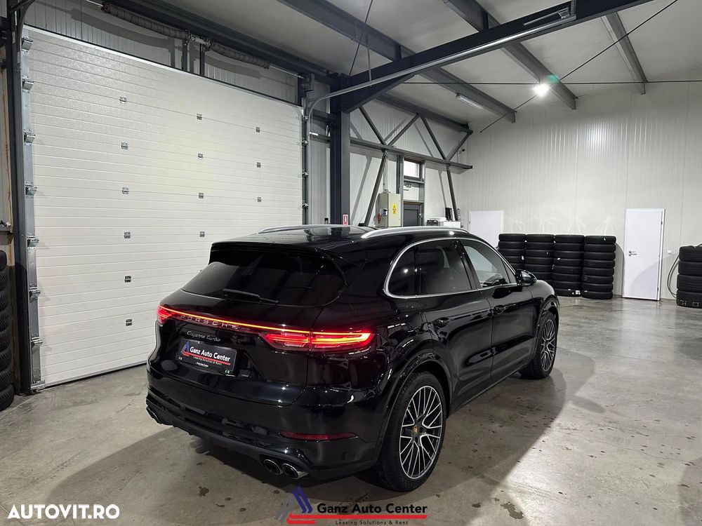 Porsche Cayenne Turbo Tiptronic S - 37