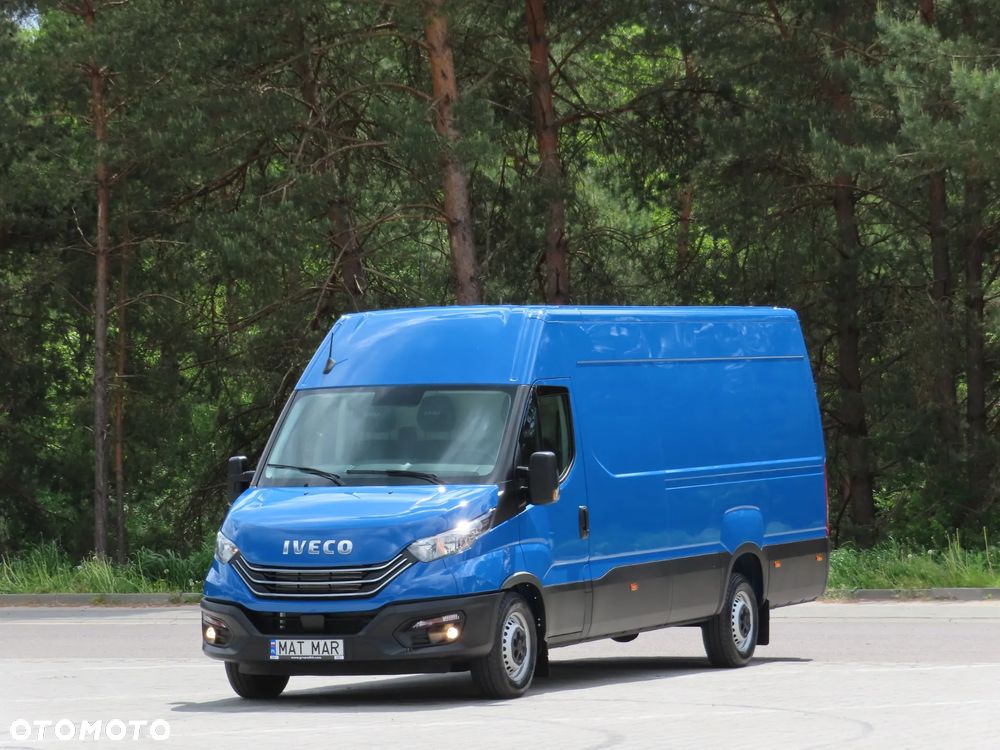 Iveco Daily 35S18 3.0 HPI 180 KM POWER Furgon Blaszak XXL 4.70 CM MAXI LONG Wysokość H2 1900 mm WZMACNIANE ZAWIESZENIE 970 Kg Ładowność HAK 3500 Kg Rozstaw Osi 4100 mm DMC 3500 Kg, WZMACNIANY Stan JAK NOWY OKAZJA DOSTEPNY I GOTOWY - 2