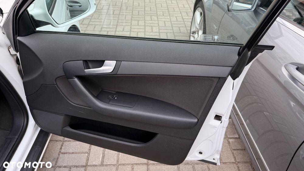Audi A3 Sportback 1.6 TDI DPF Attraction - 20
