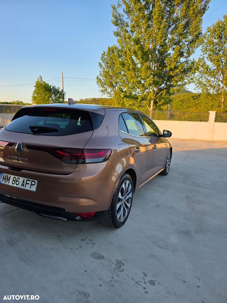 Renault Megane - 5
