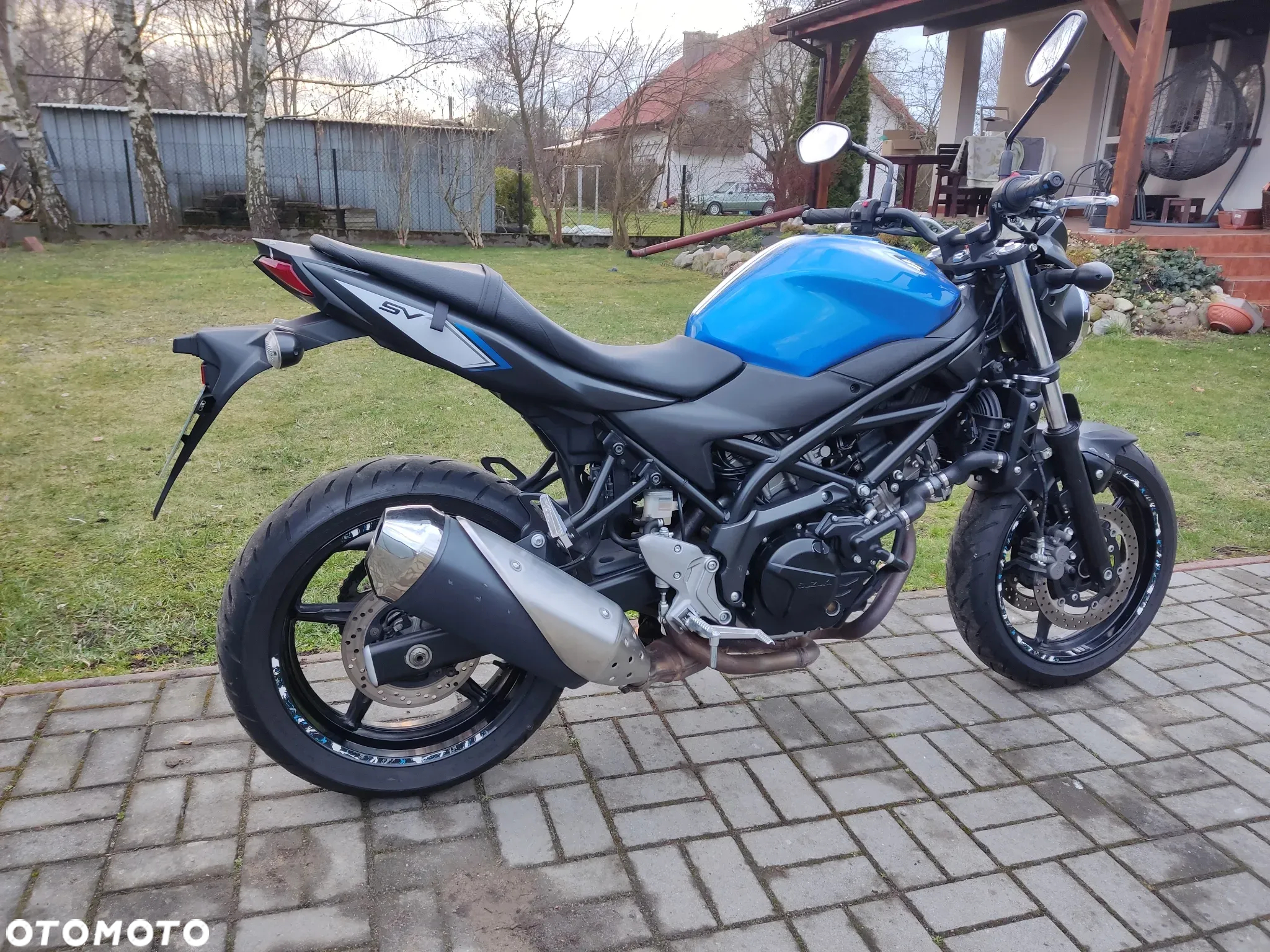 Suzuki SV - 8