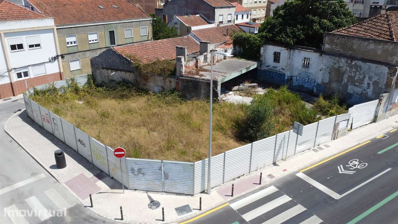 Lote com Projeto Aprovado – Prédio Residencial com 10 Apartamentos - Grande imagem: 2/10