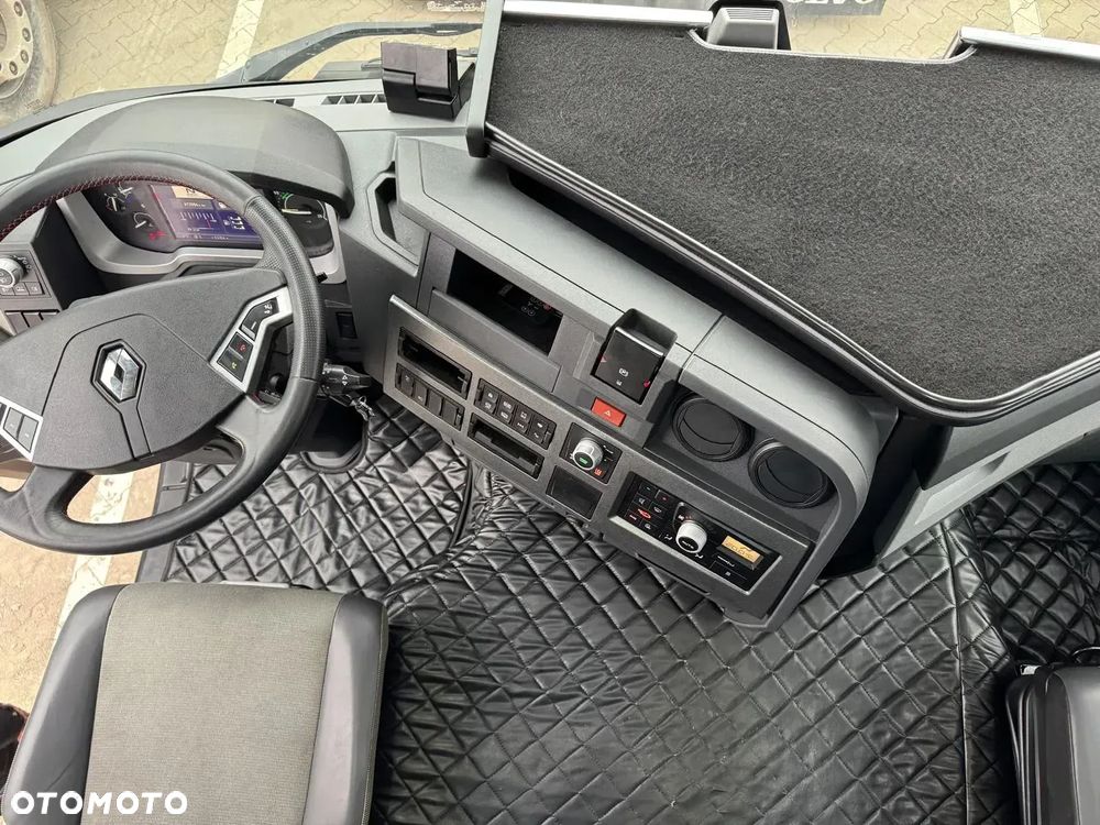 Renault T480 Sleeper Cab - 7
