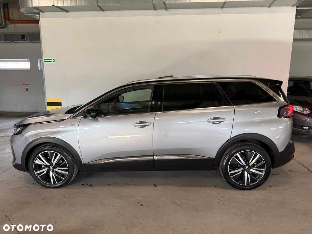 Peugeot 5008 2021
