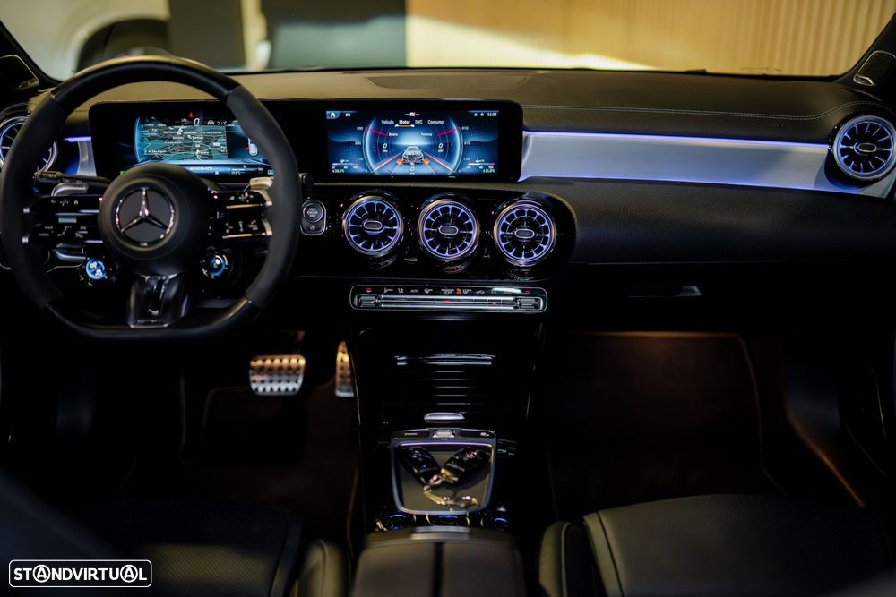 Mercedes-Benz A 45 AMG S 4Matic+ Speedshift DCT 8G - 42