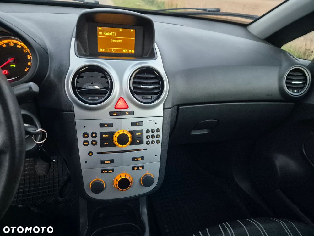 Opel Corsa - 15