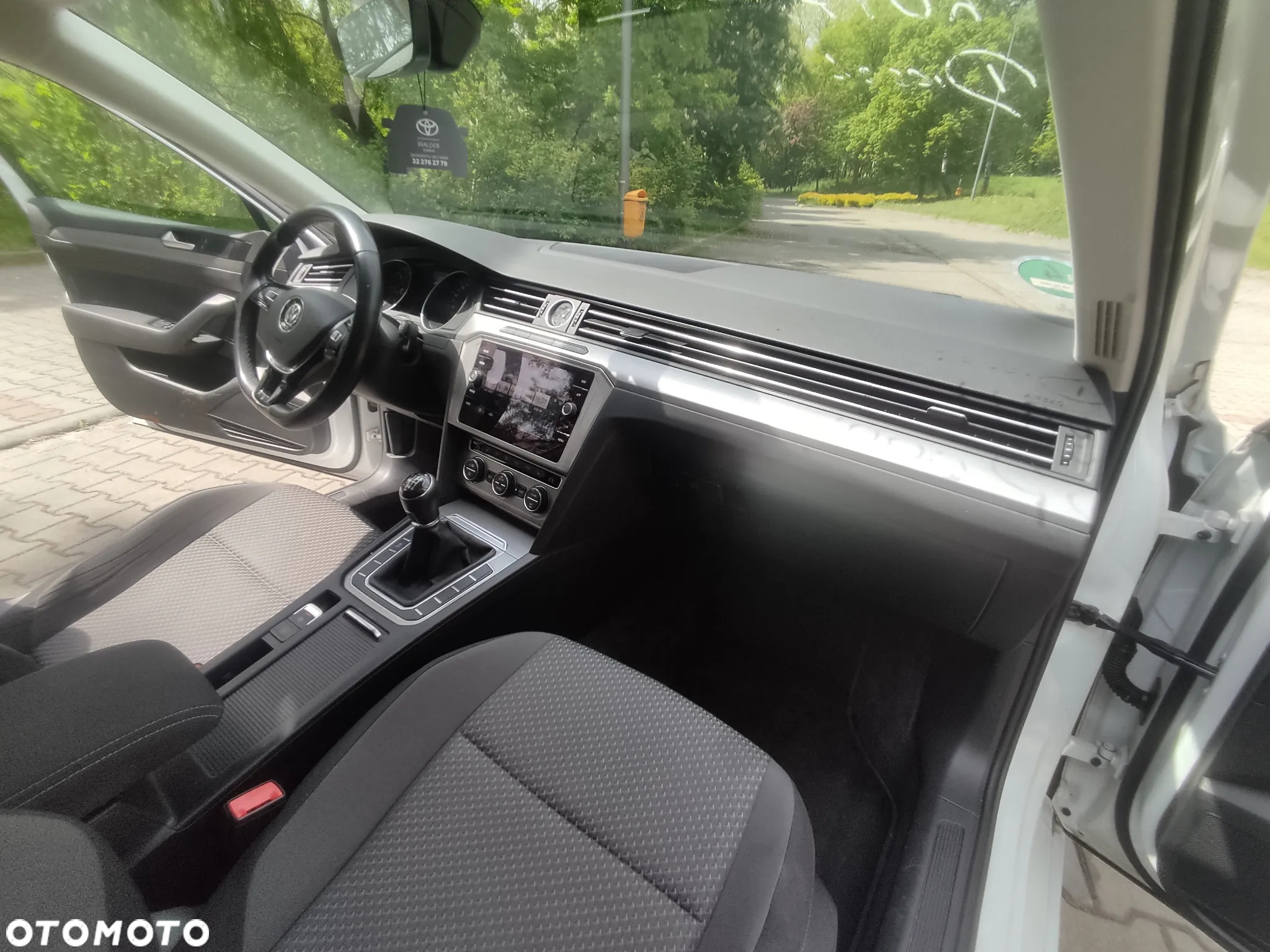 Volkswagen Passat 2.0 TDI BMT Comfortline - 17