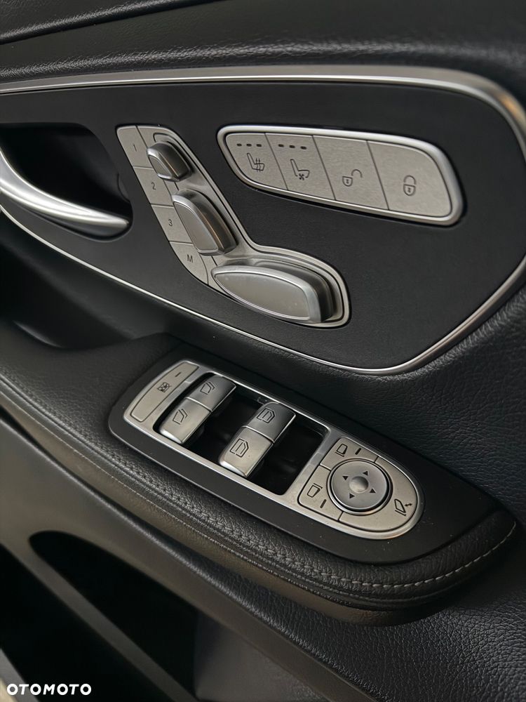 Mercedes-Benz Klasa V 300 d 4-Matic Avantgarde 9G-Tronic (d³ugi) - 12