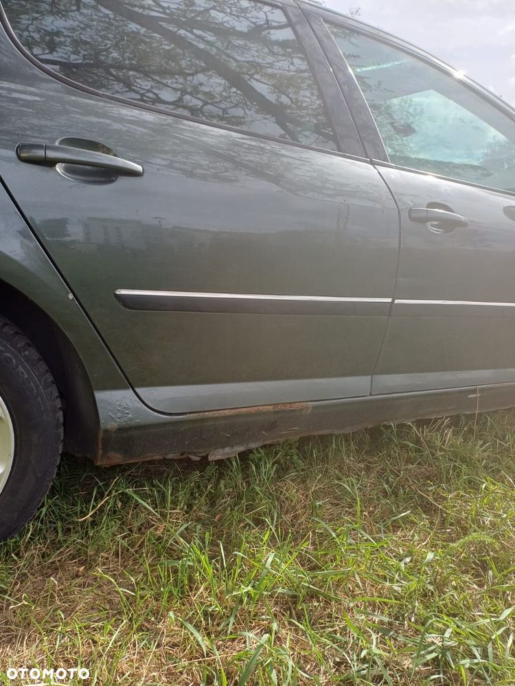 Peugeot 407 - 3