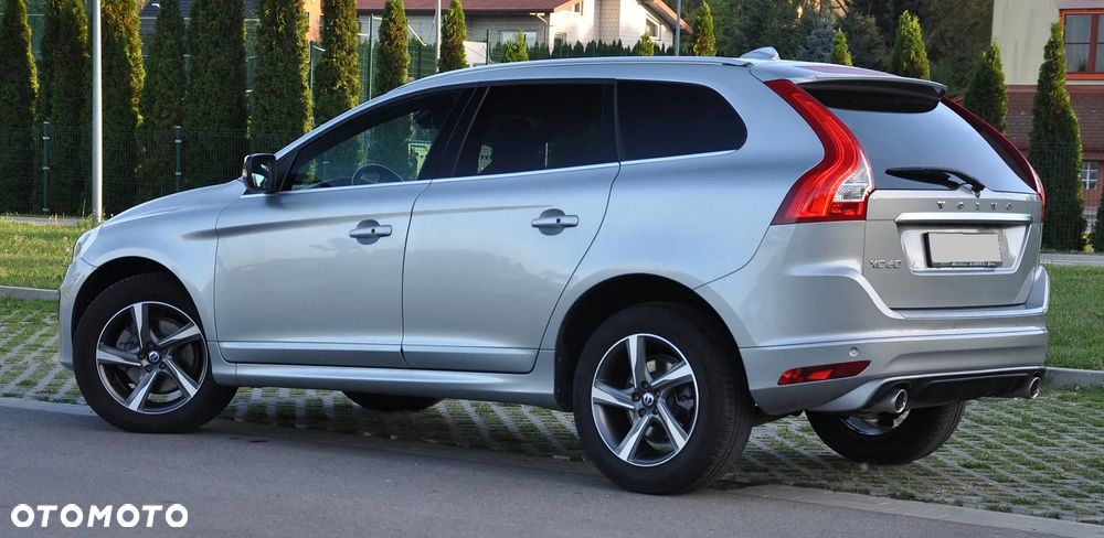 Volvo XC 60 D4 AWD Geartronic Summum - 17