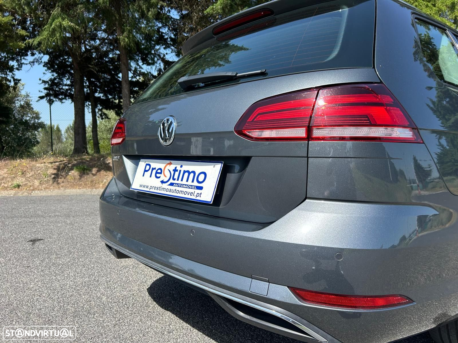 VW Golf Variant 1.6 TDi Confortline - 31