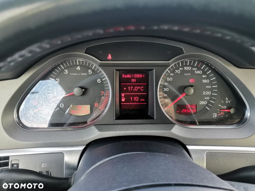 Audi A6 Limousine 2.4 - 4