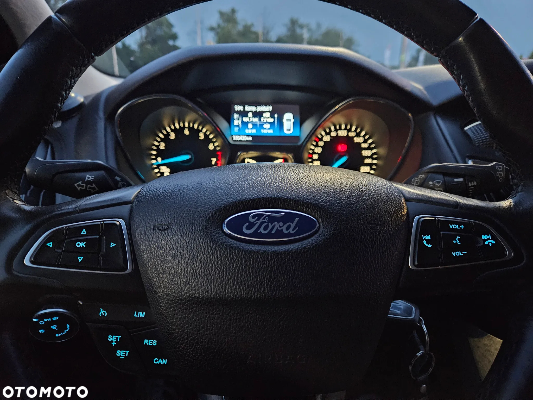 Ford Focus 1.0 EcoBoost Start-Stopp-System ST-LINE - 19