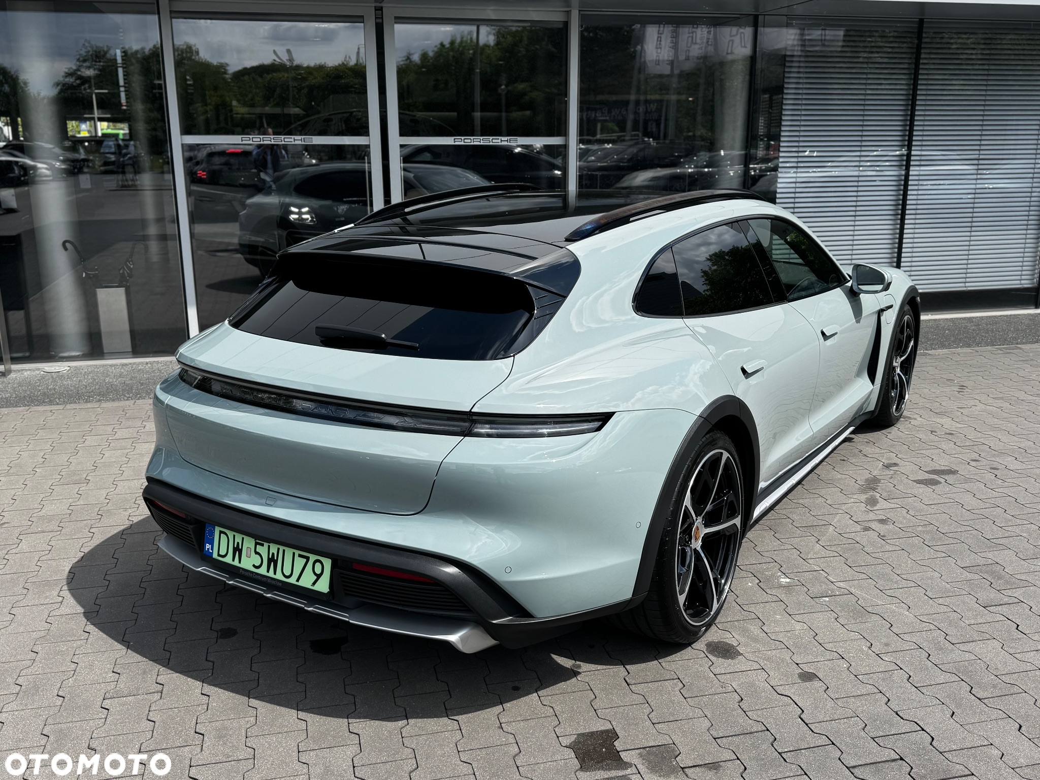 Porsche Taycan 105kWh 4S Cross Turismo - 13