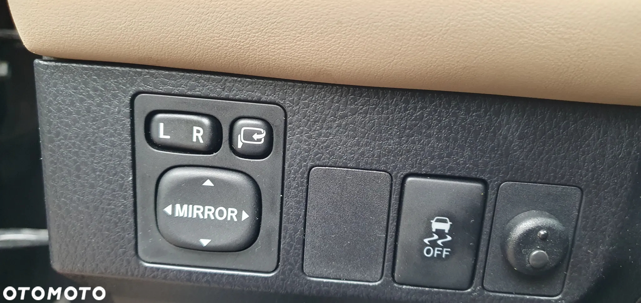 Toyota RAV4 2.0 Premium MS - 5