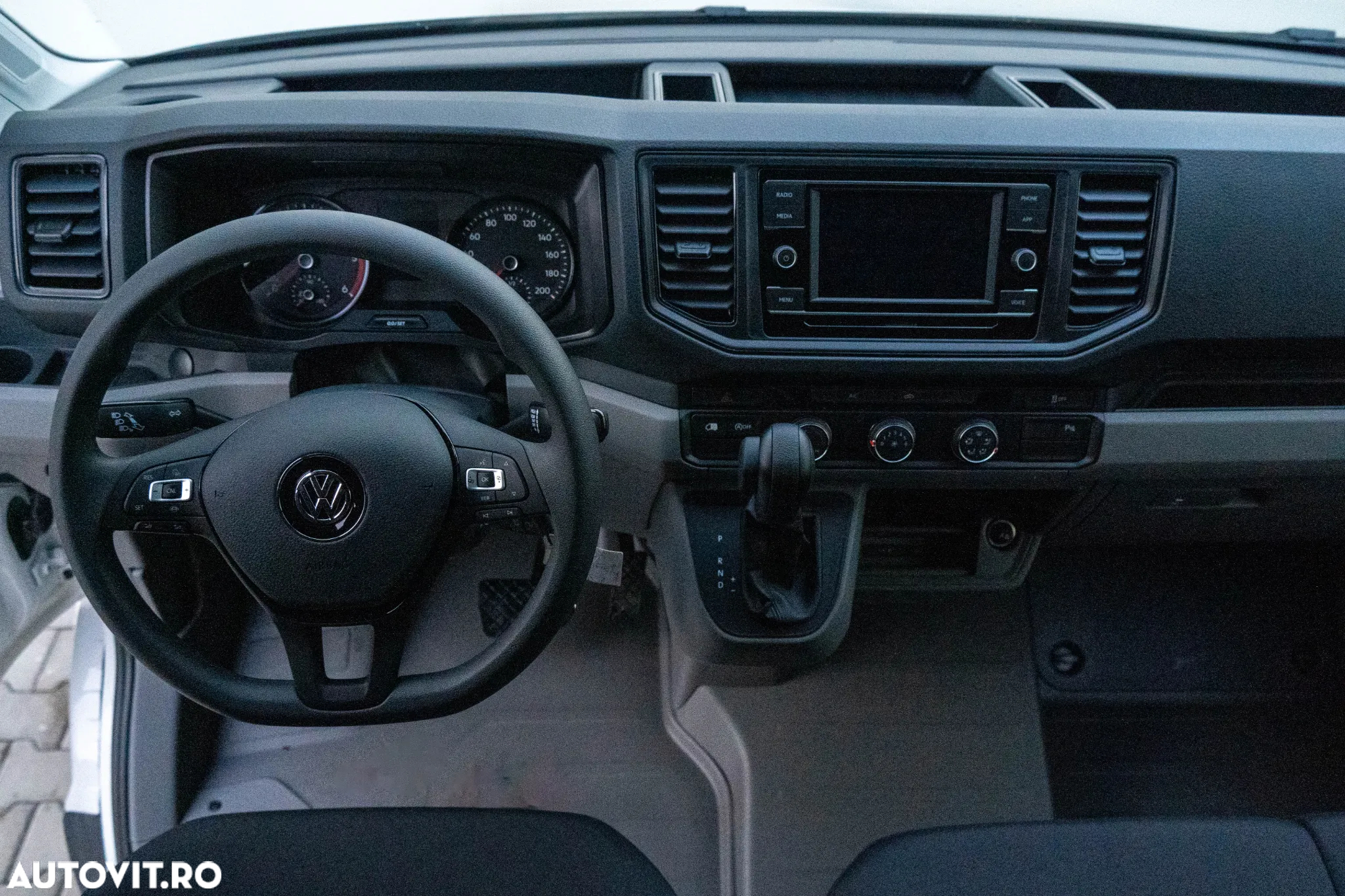 Volkswagen Crafter 3.5 Furgon L3H3 FWD AG8 103KW/140CP - 6