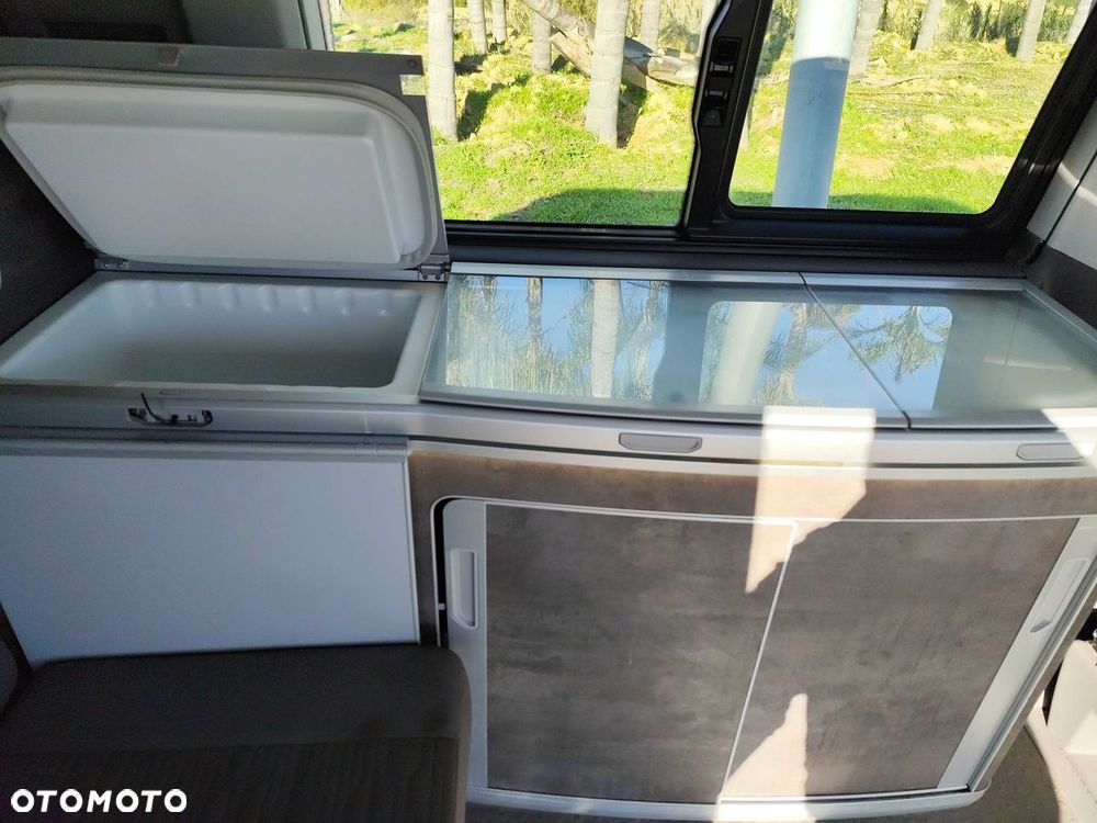 Volkswagen T6.1 California Ocean 2.0 TDI - 9