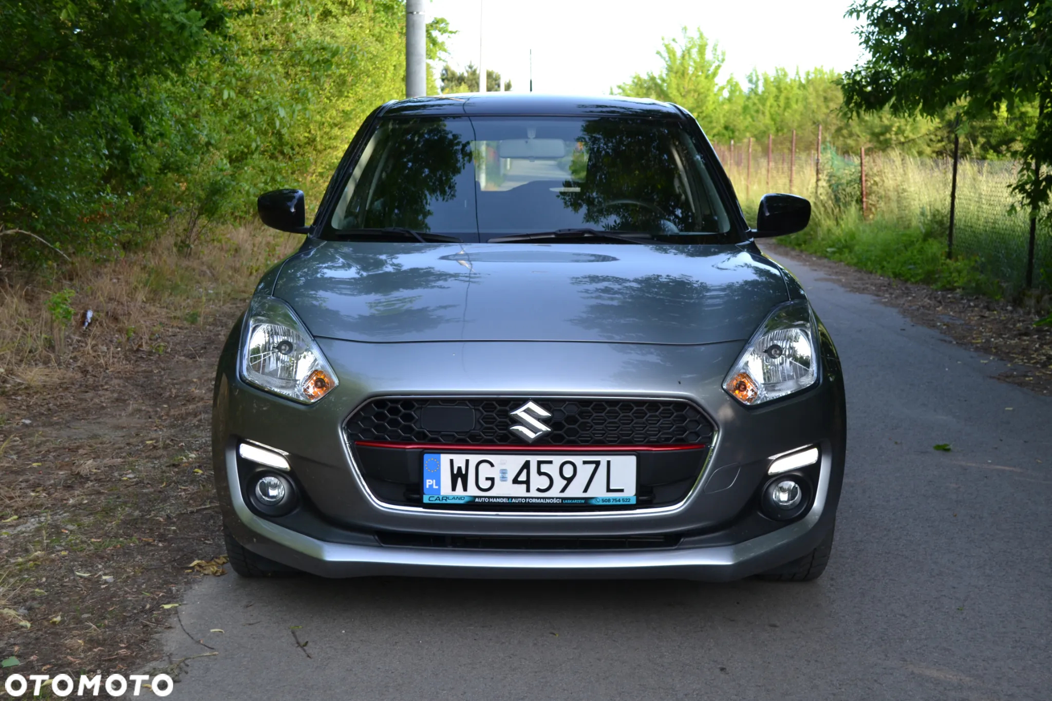 Suzuki Swift 1.2 Premium - 2