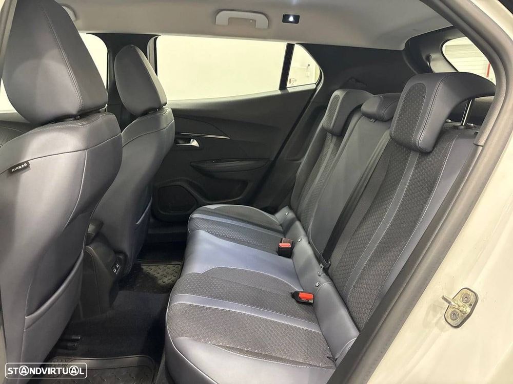 Peugeot 2008 1.2 PureTech Allure - 10