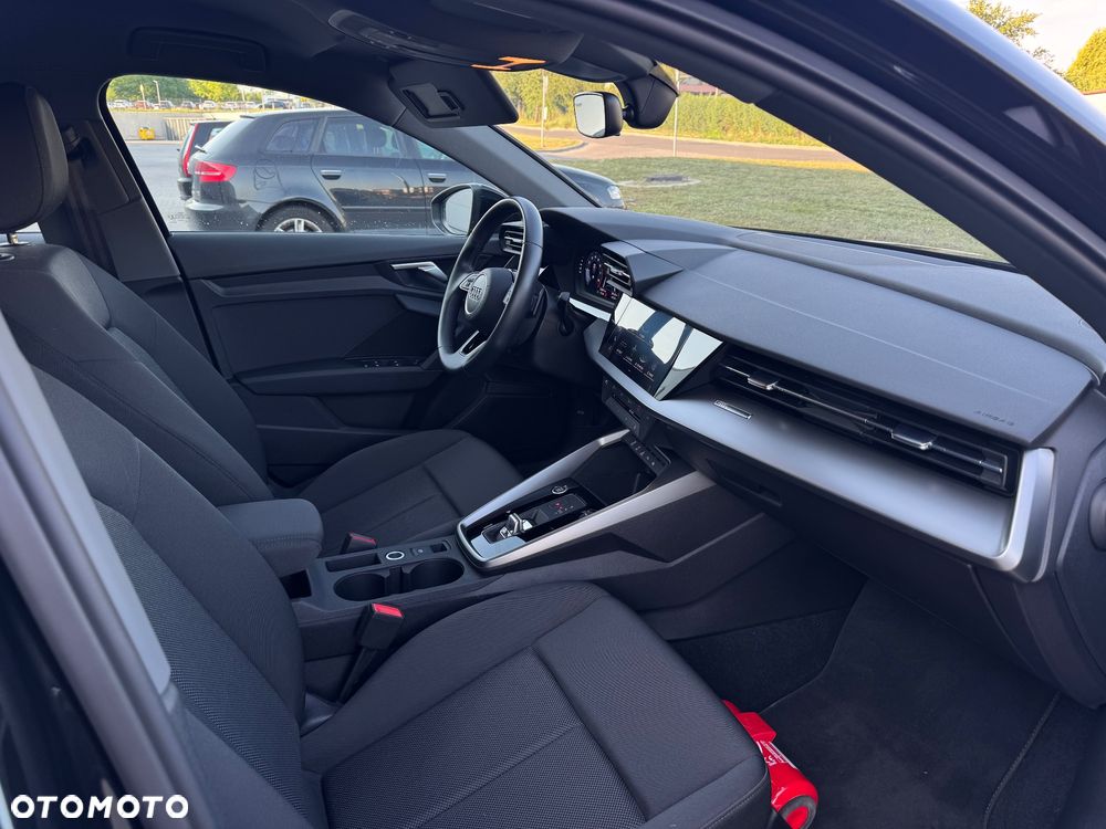 Audi A3 Sportback 35 TFSI mHEV S tronic - 13