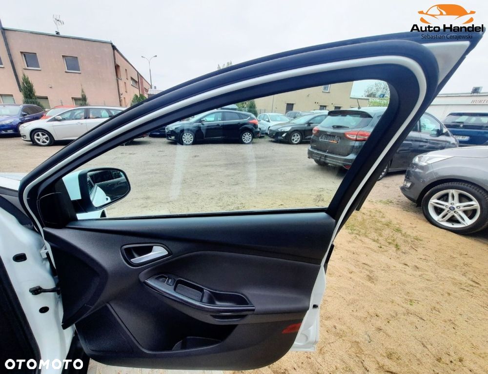 Ford Focus 2.0 TDCi Titanium ASS - 29