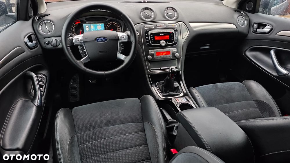 Ford Mondeo 2.0 FF Titanium - 8