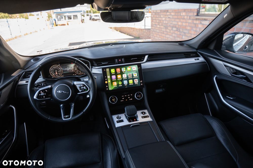 Jaguar F-Pace D165 AWD R-Dynamic S - 29