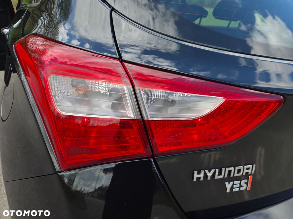 Hyundai i30 1.4 Base - 29