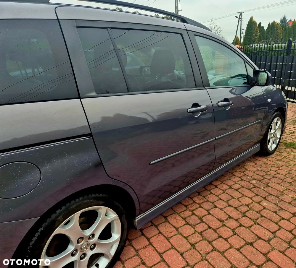 Mazda 5 - 16