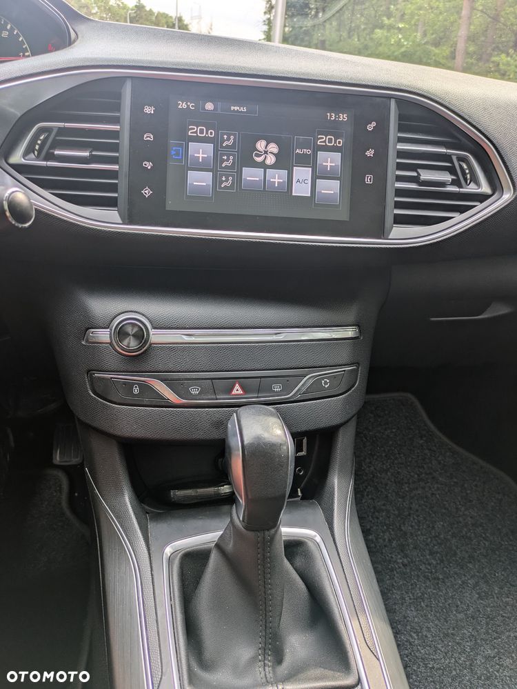 Peugeot 308 BlueHDi FAP 150 Stop&Start Automatik Allure - 21