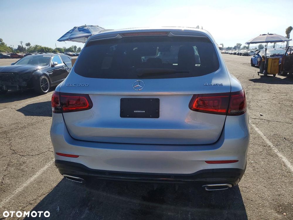 Mercedes-Benz GLC - 6