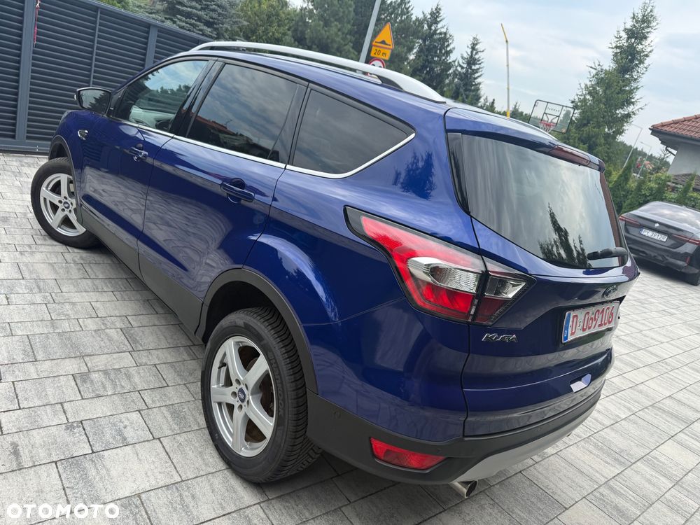 Ford Kuga 1.5 EcoBoost 2x4 Cool & Connect - 4