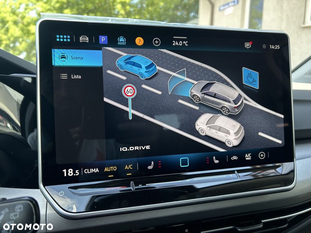 Volkswagen Golf Variant 2.0 TDI Life Plus - 33