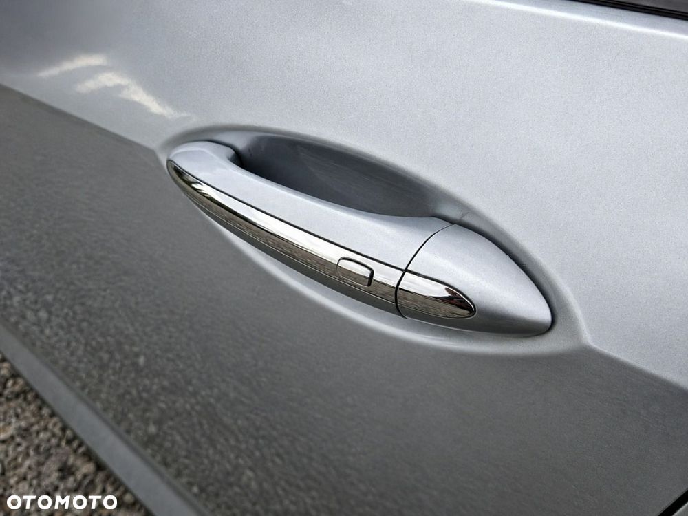 Opel Insignia - 8