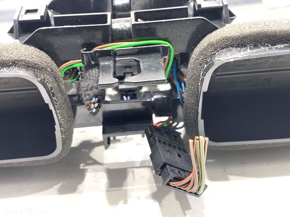 KRATKA NAWIEWU PRZÓD  BMW 3 Gran Turismo (F34) 2012 - 2022 320 i 135 kW [184 KM] benzyna 2016 - - 4