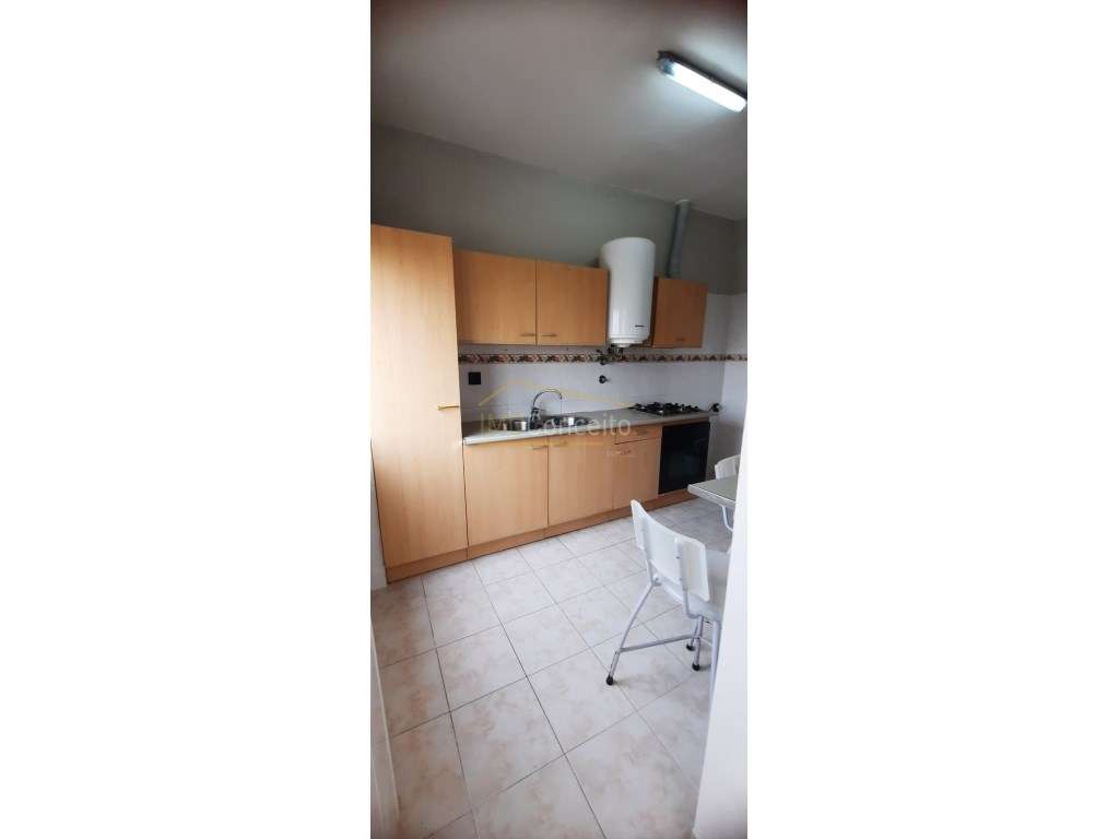 Apartamento T1- Próximo Estação Pluvial | Barreiro - Grande imagem: 3/28