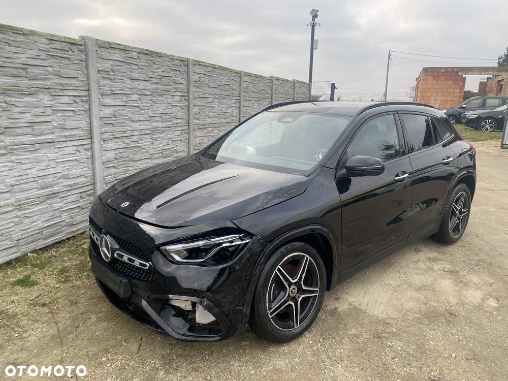 Mercedes-Benz GLA 200 mHEV AMG Line 7G-DCT - 1