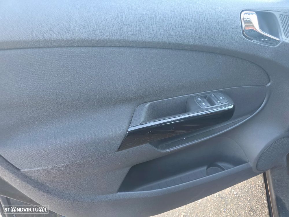 Opel Corsa 1.3 CDTi Enjoy EcoFLEX - 36