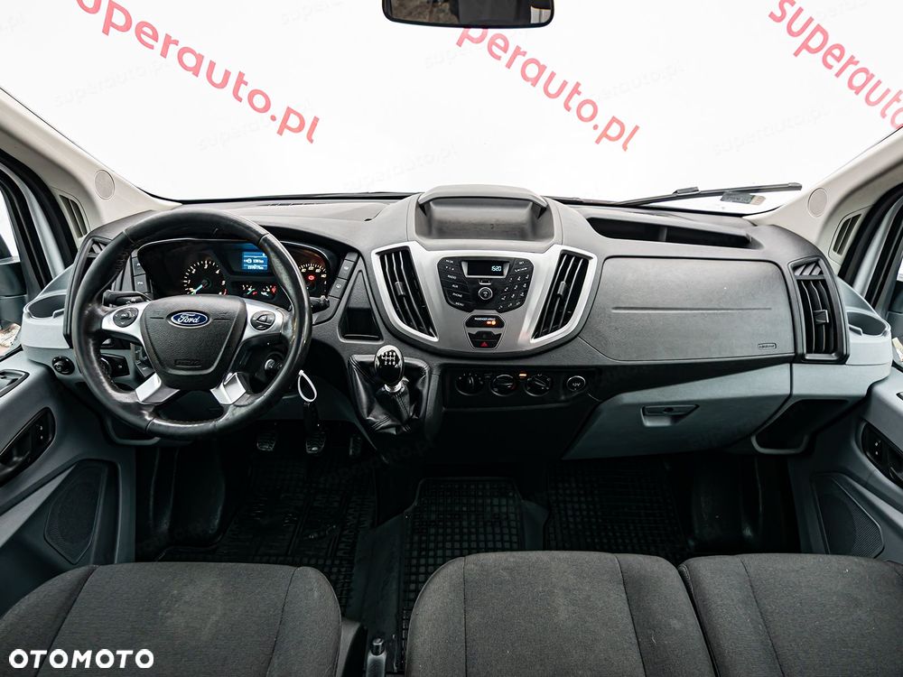 Ford Transit - 13