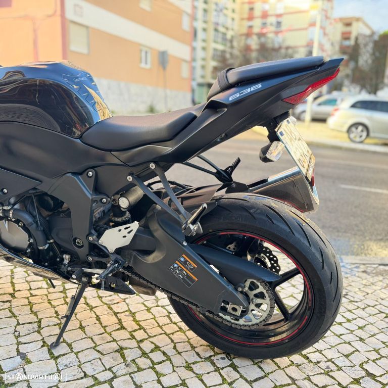 Kawasaki ZXR 600 - 20