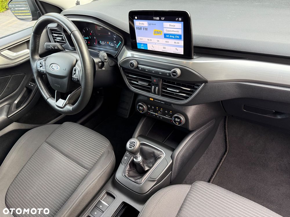 Ford Focus 1.5 EcoBlue STart-Stopp-System TITANIUM - 18