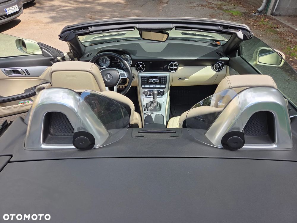 Mercedes-Benz SLK - 11
