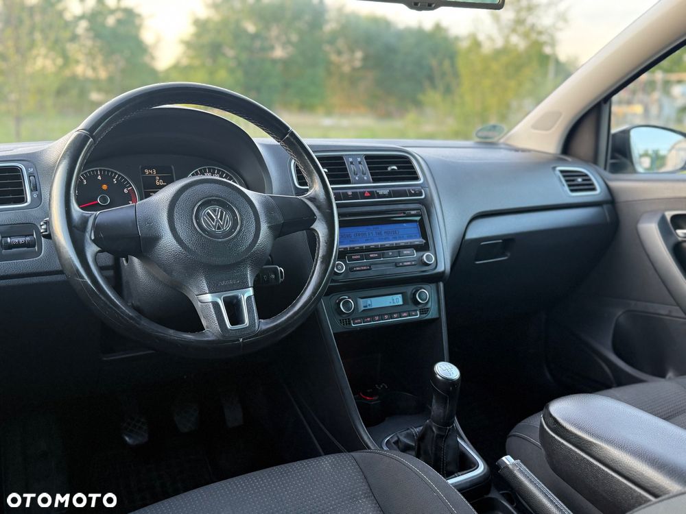 Volkswagen Polo 1.4 16V Highline - 19