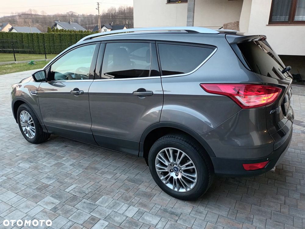 Ford Kuga 1.6 EcoBoost 2x4 Titanium - 13