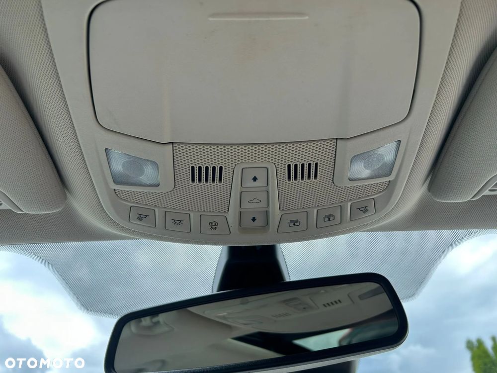 Ford Mondeo 2.0 TDCi Titanium PowerShift - 31