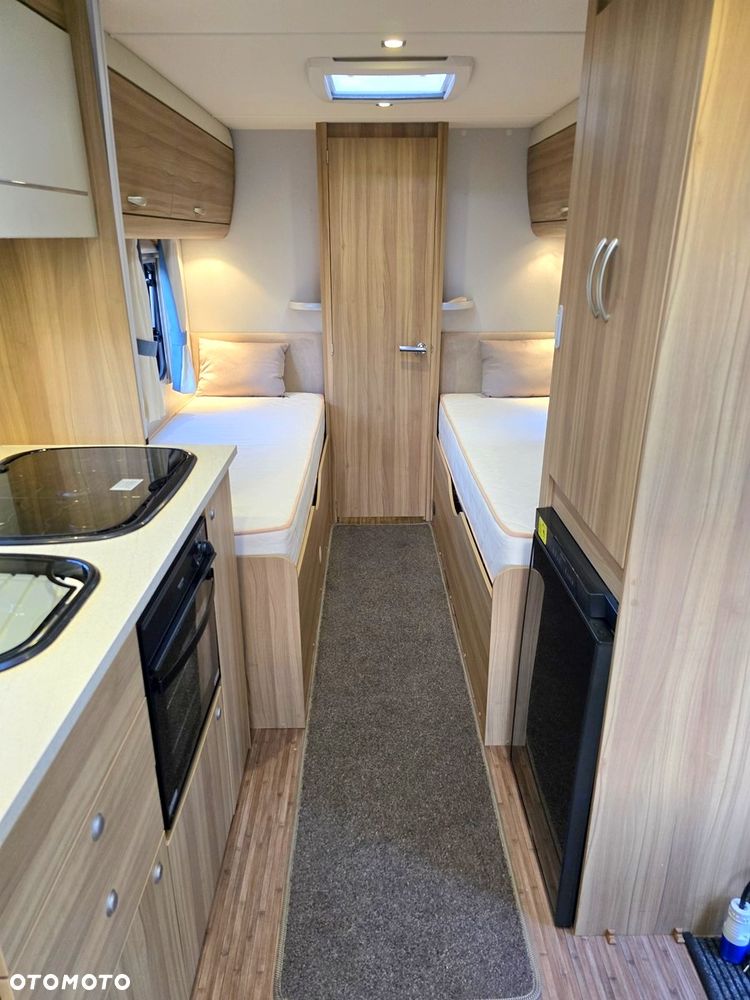 Elddis Xplore - 8