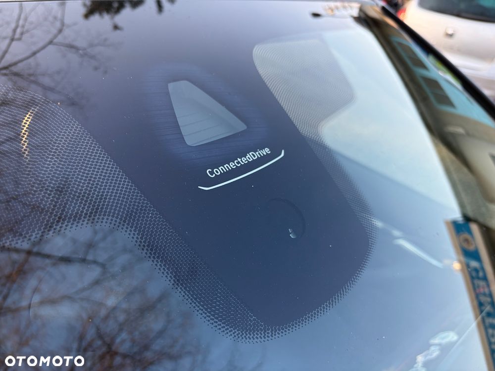 BMW X1 xDrive20d Sport Line - 9