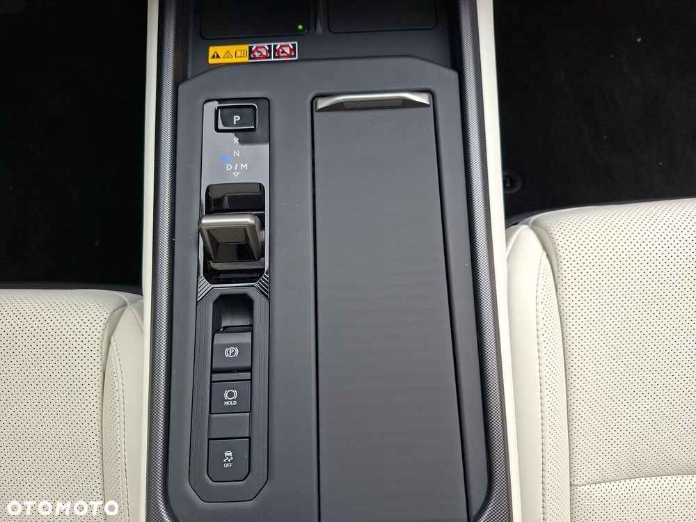 Lexus ES 500e Prestige AWD - 31