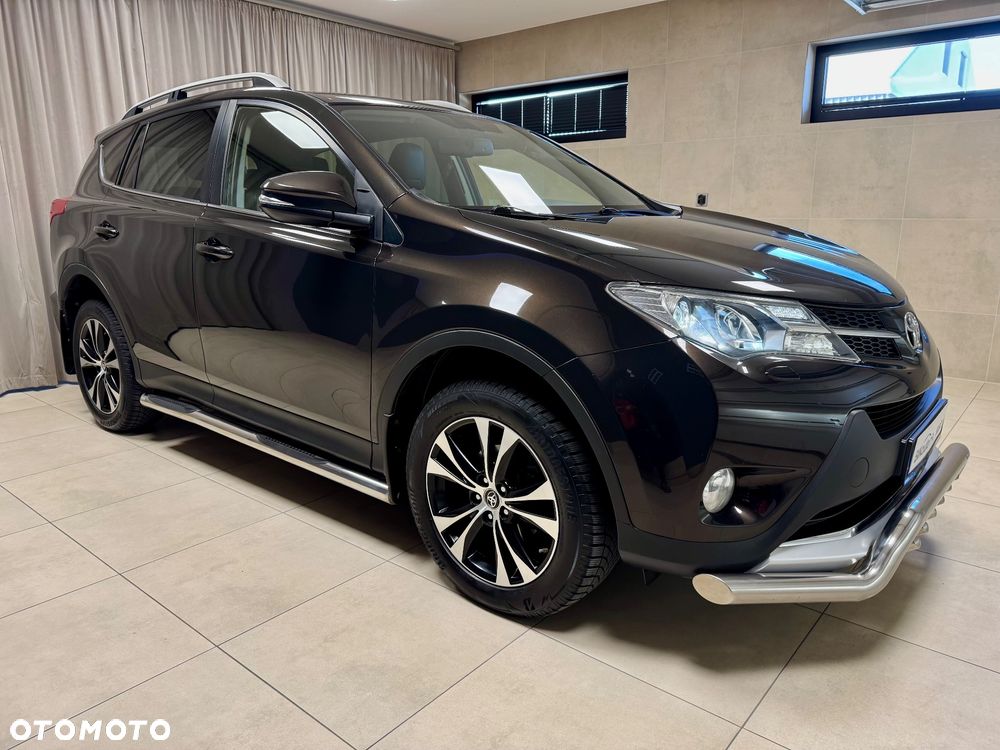 Toyota RAV4 - 8