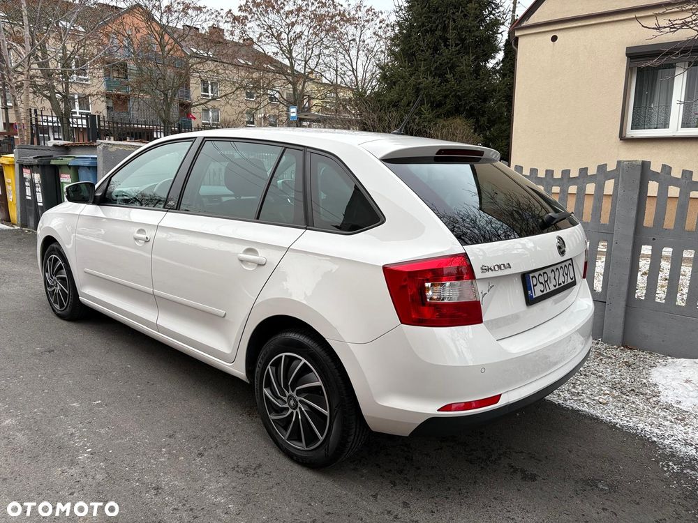 Skoda RAPID 1.4 TDI DPF Edition DSG - 3